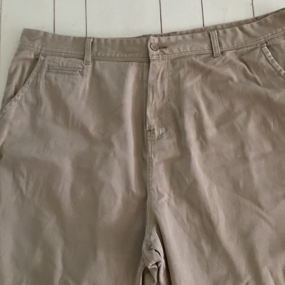 Blu Rock shorts for men in size 40” in tan color - Picture 2 of 4